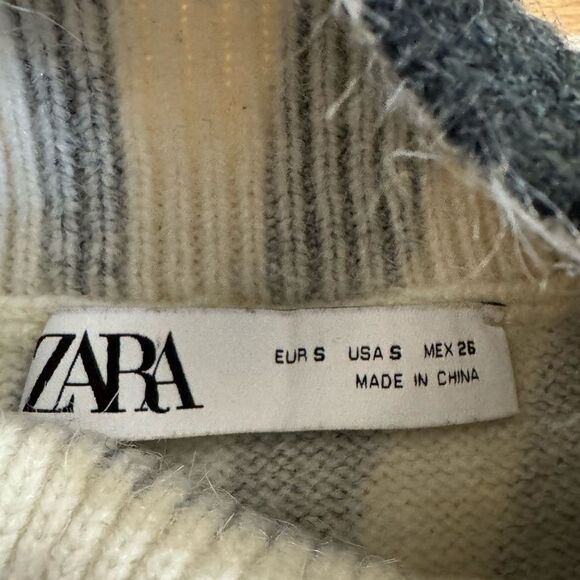 ZARA Women's Zebra Wool Blend Turtle Neck Tank Top Size Small - Picture 4 of 5